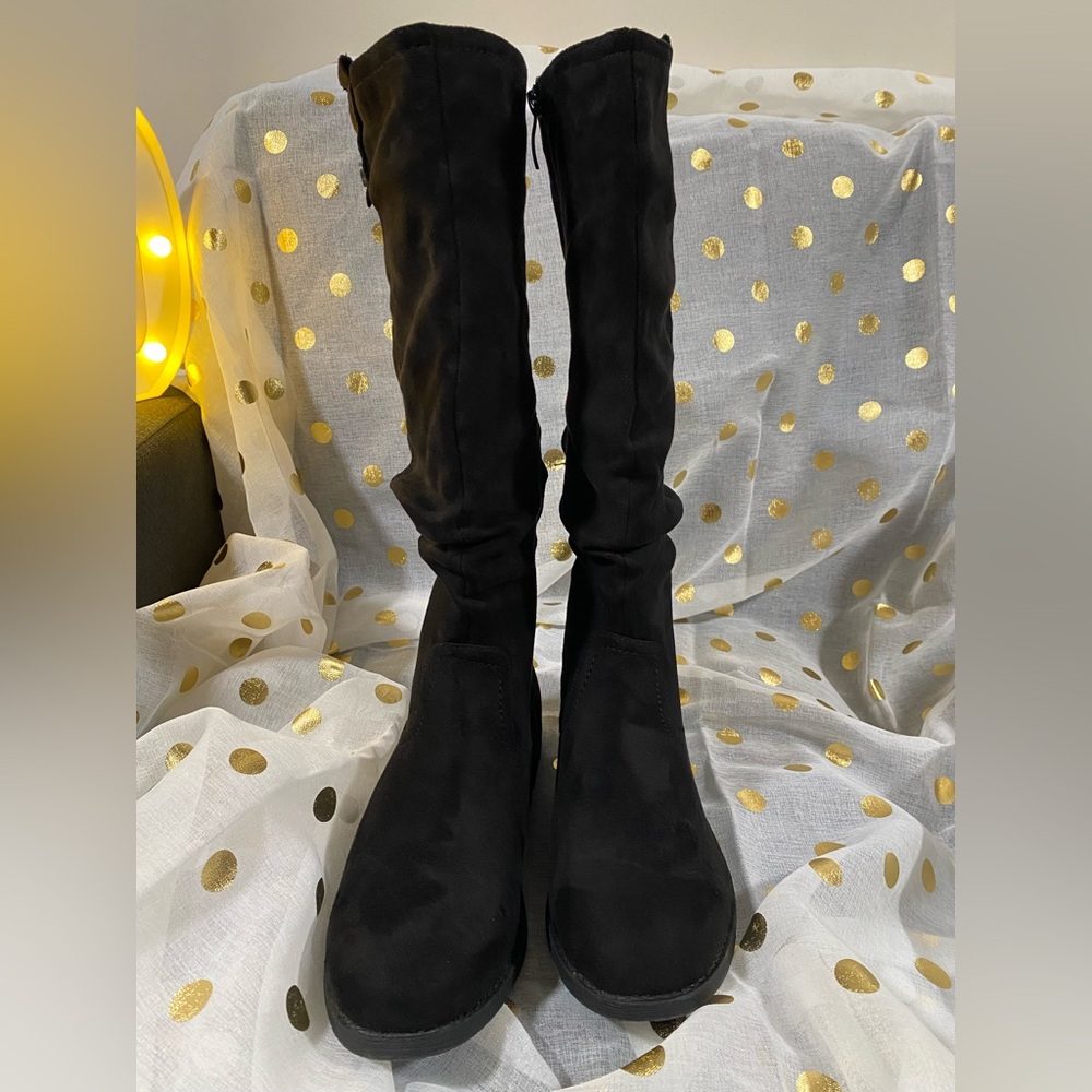 WOMEN'S GC SHOES RANDI SUEDE KNEE
HIGH BOOTS, Size 9 - Picture 12 of 17